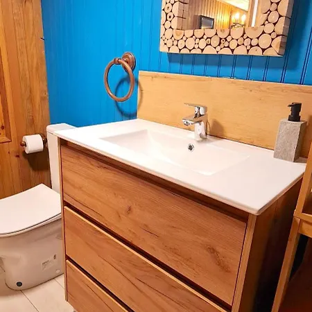 La Cora Classe 4 Etoiles Pied Des Pistes Font-romeu P2000, Box Wifi شاليه