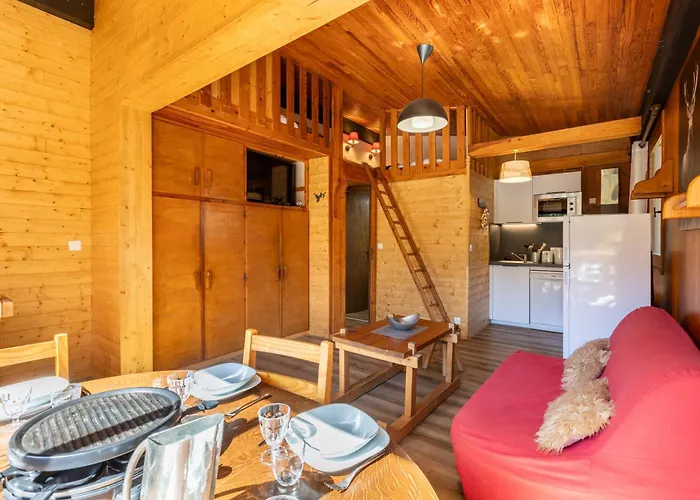 La Cora Classe 4 Etoiles Pied Des Pistes Font-romeu P2000, Box Wifi Chalé
