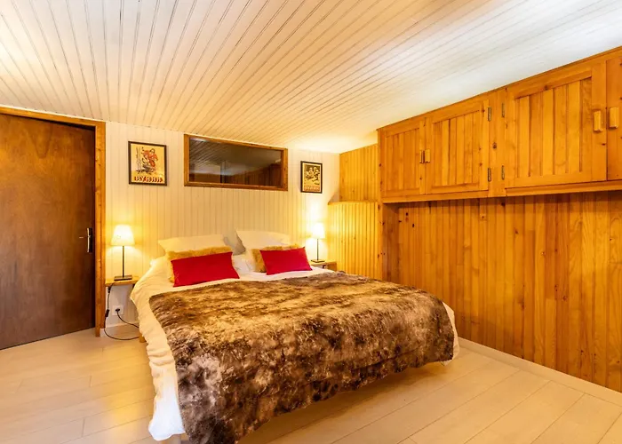 Chalé La Cora Classe 4 Etoiles Pied Des Pistes Font-romeu P2000, Box Wifi *